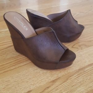 Brown wedges